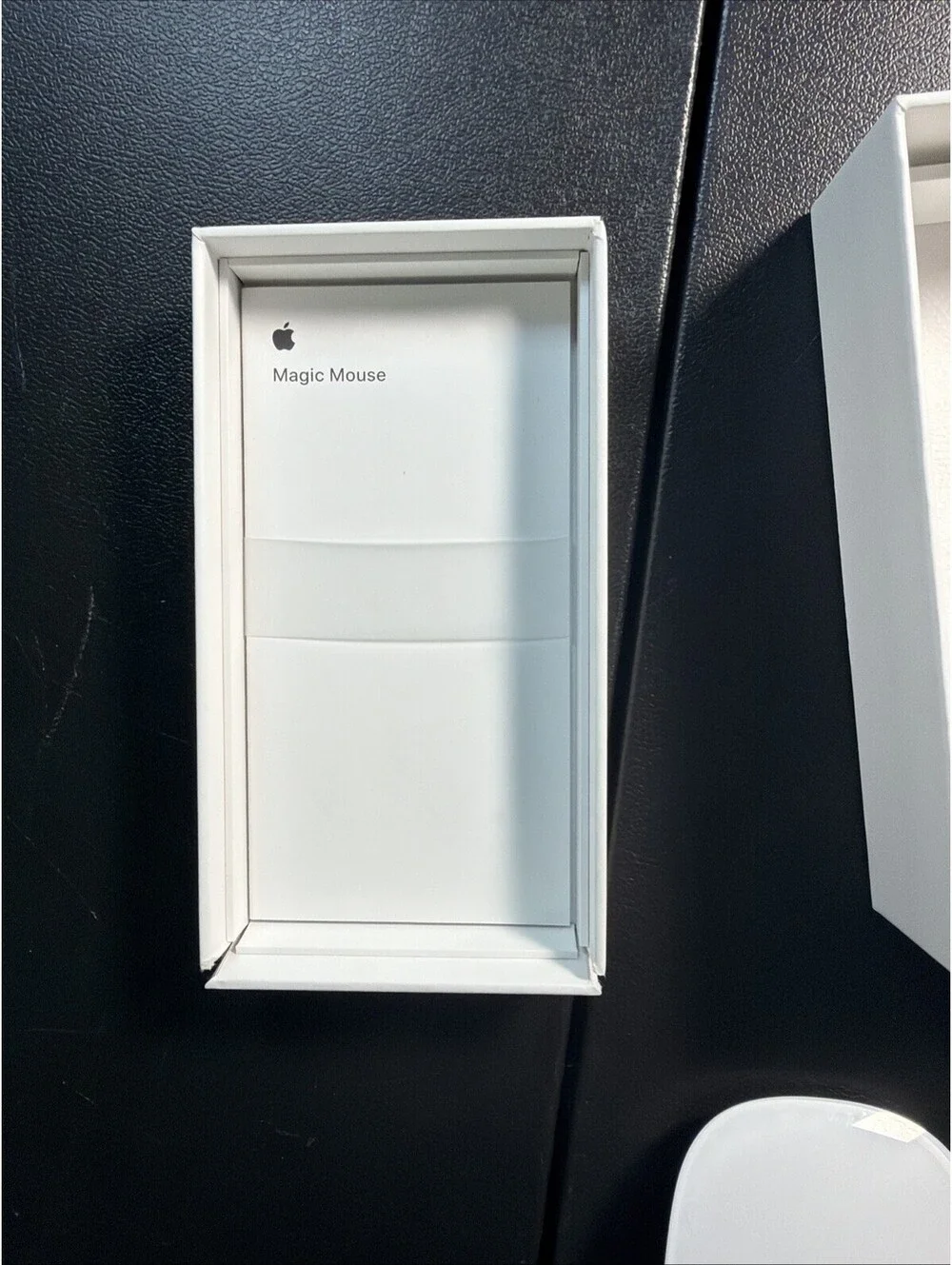 Apple Magic Mouse 2 A1657 White/Silver Open Box w/ Original Box & Charger